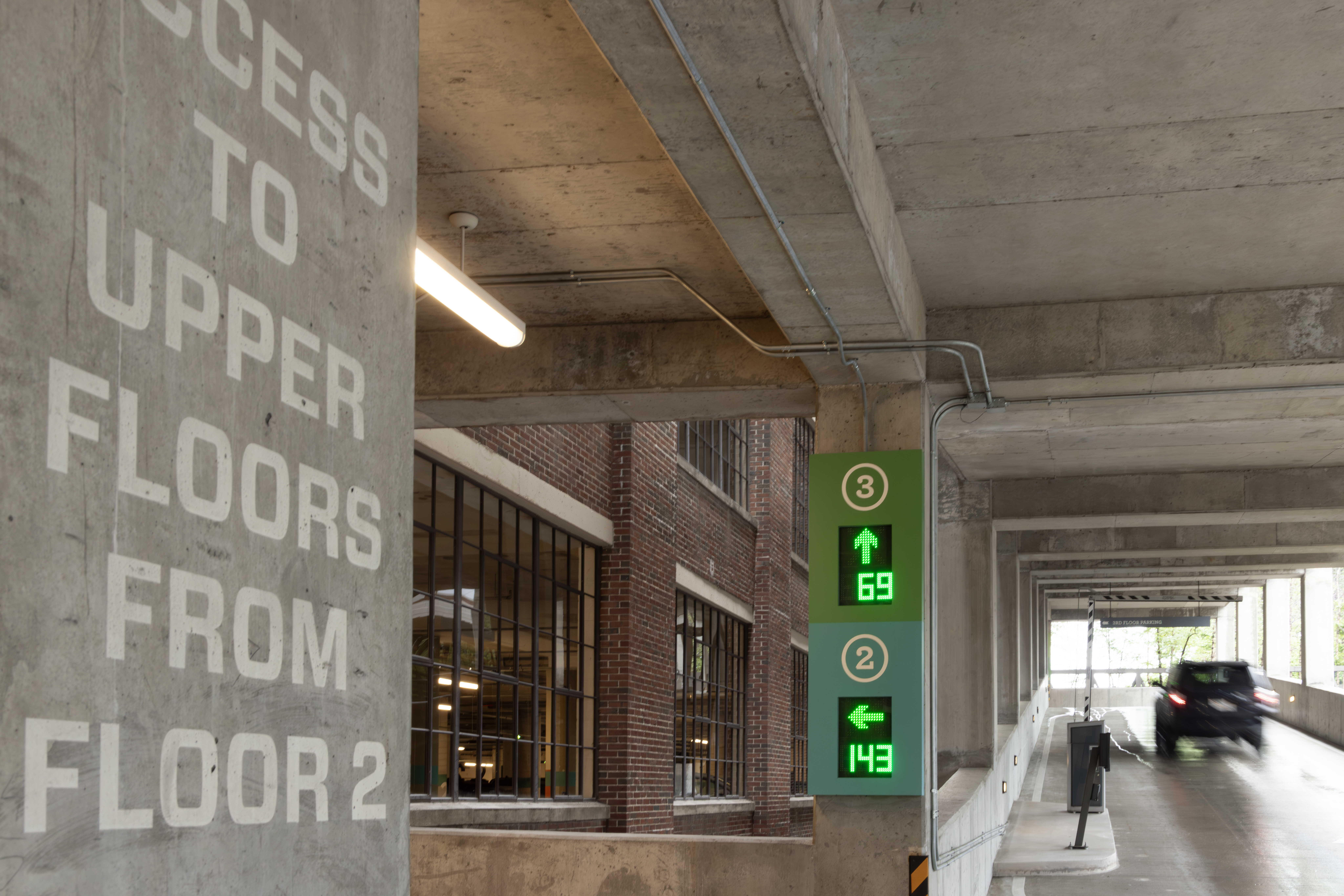 How Garage Park Assist Systems Reduce Driver Stress and Parking Time